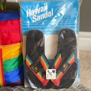 Vintage Deadstock 80’s Hawaii Rainbow Flip Flops/Thongs - Women’s Size 7